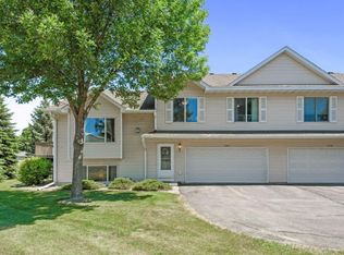 1302 S Trail Dr, Faribault, MN 55021