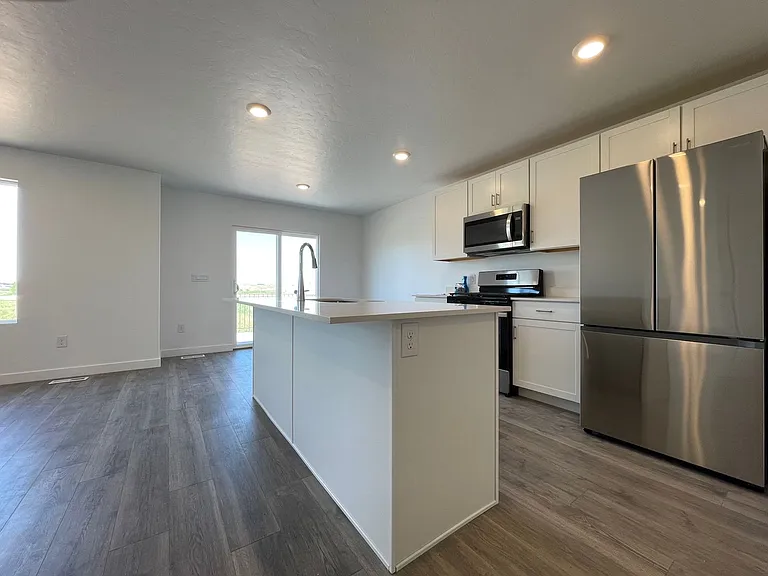 1256 W Hidden Spring Dr — Photo 15