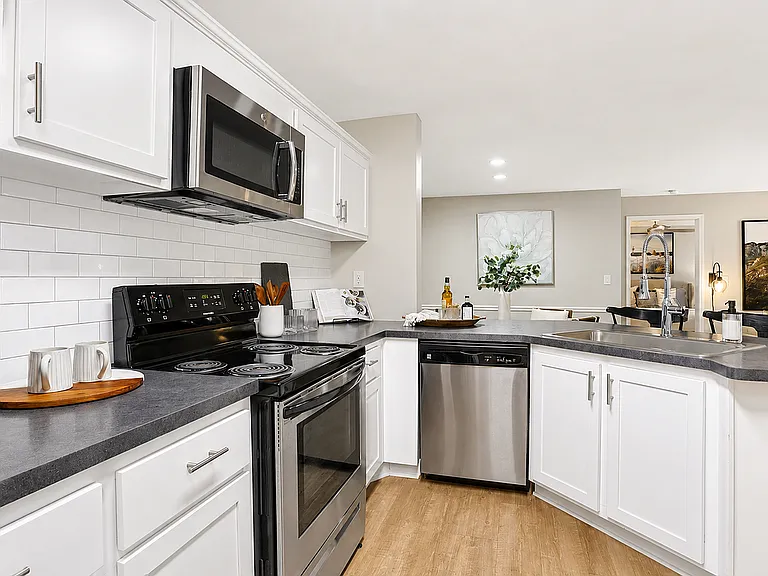 Avana Acworth — Photo 10