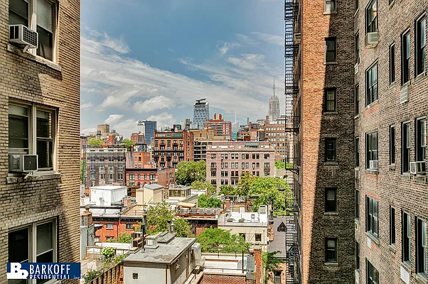 Rented by Barkoff Residential  | media 16