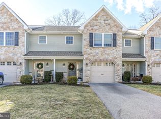341 Melbourne Ln, Mechanicsburg, PA 17055