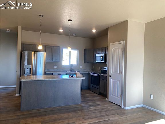 3rd image of 3525 Bobtail Ln
