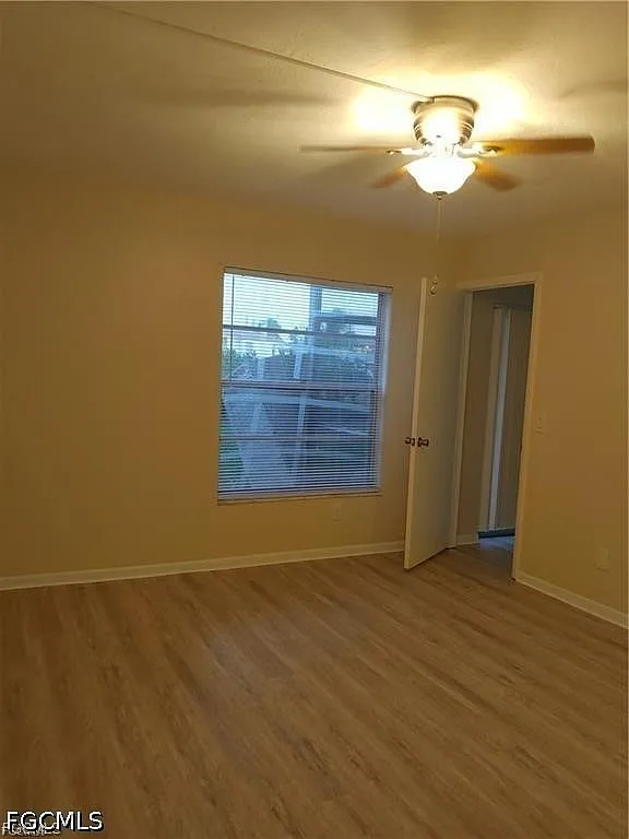 2 bed, 2.0 bath, 1000 sqft, $1,200 — Photo 3
