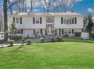 83 Bates Rd, Jackson, NJ 08527