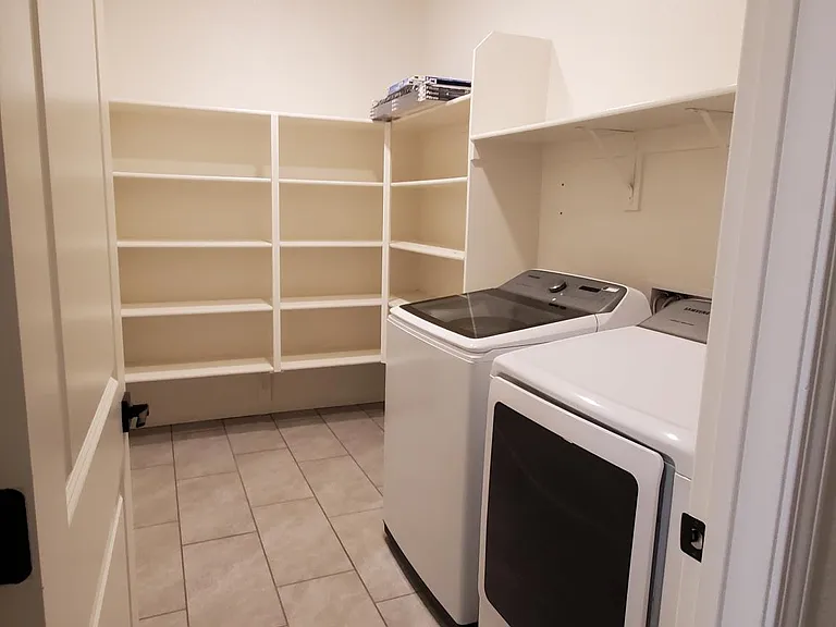 2433 Buzz Aldrin Way — Photo 49