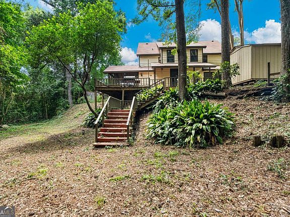 2nd image of 6802 Ellis Dr
