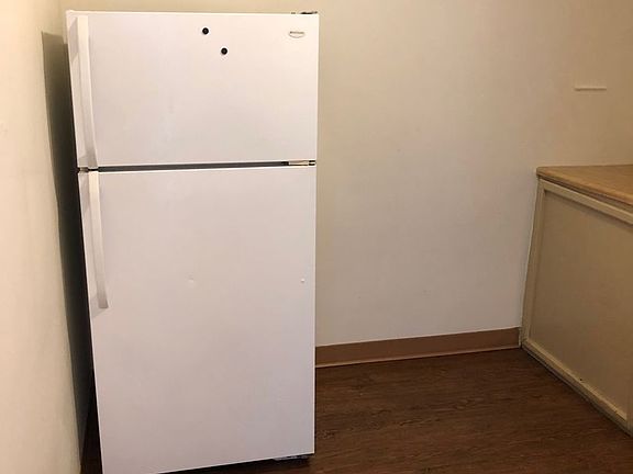 4th image of 1201 State St APT 5