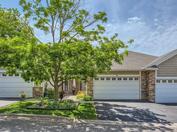 202 Thompson Ave E, West Saint Paul, MN 55118