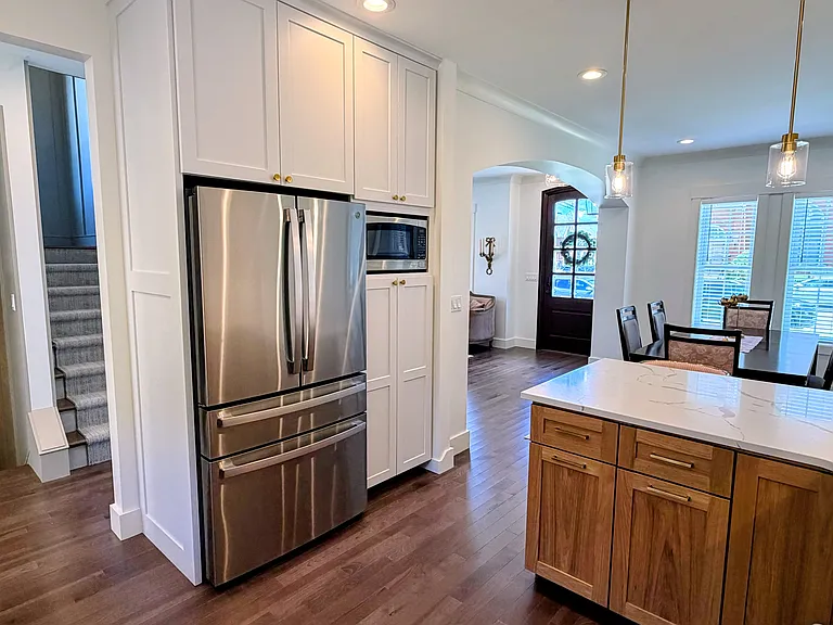 105 W Elizabeth St — Photo 9