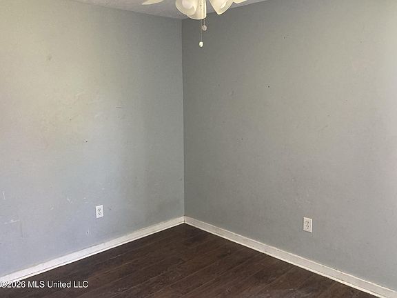 5th image of 3753 Liberty St