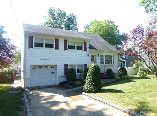 472 La Grande Ave, Fanwood, NJ 07023