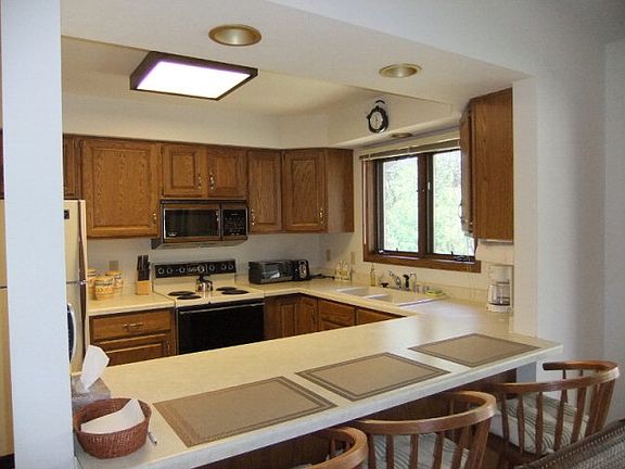 2nd image of 4671 Harbor Dr