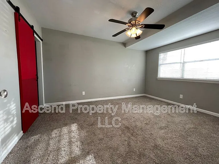 401 Tacoa Ave — Photo 16