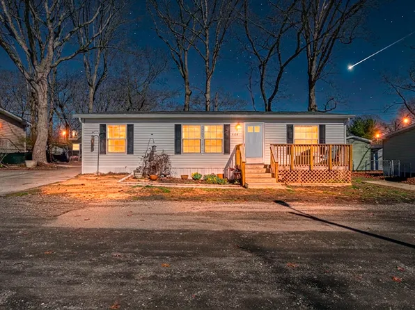 208 Claudette Pl, Egg Harbor Township, NJ 08234