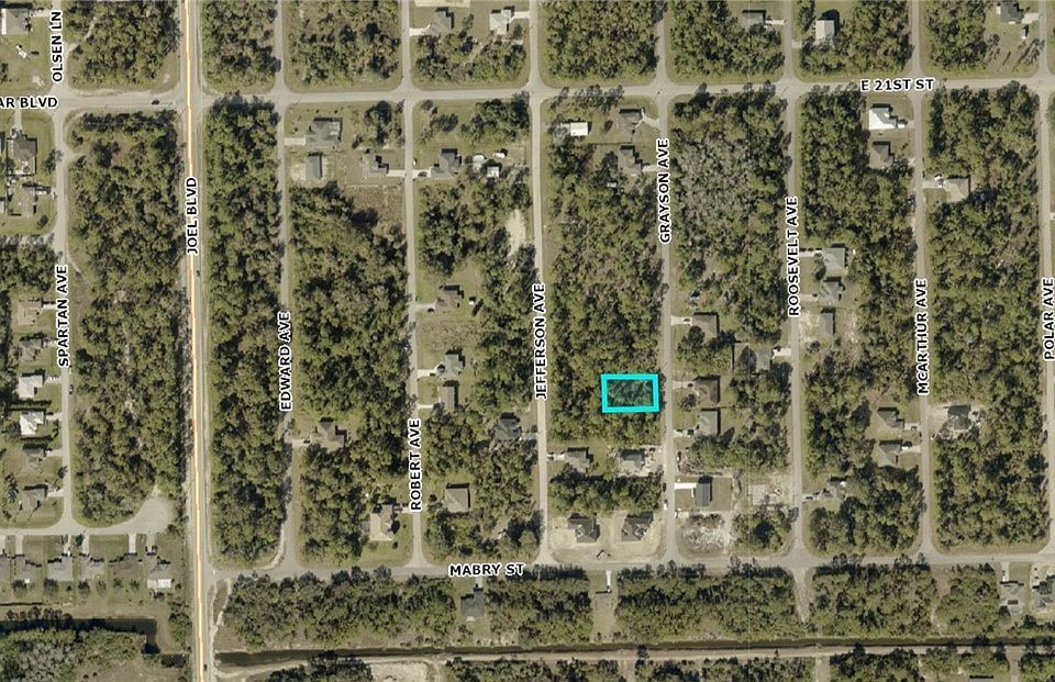 2nd image of 2009 Grayson Ave