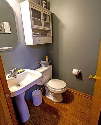 4th image of 10028 Pierce St NE Unit B