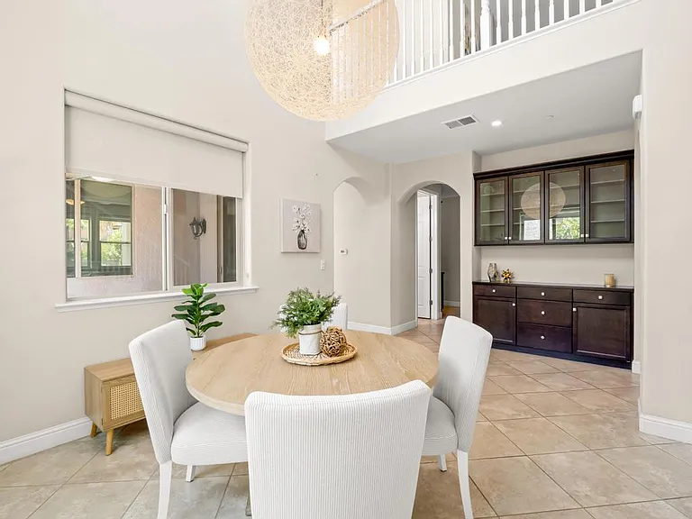 1229 E Via Roma Dr — Photo 10
