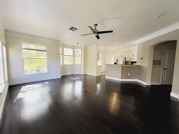4th image of 8843 Villa View Cir Unit 207