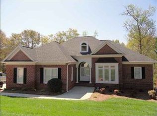 324 Parkside Dr, Simpsonville, SC 29681