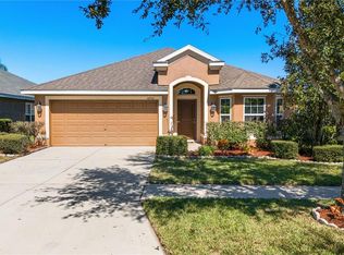 10910 Standing Stone Dr, Wimauma, FL 33598