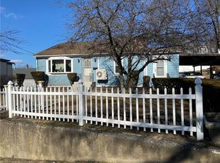 220 Vose St, Woonsocket, RI 02895