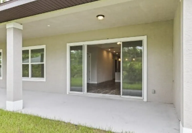 7 Untermeyer Pl #A — Photo 1
