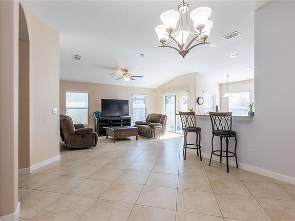 4th image of 11621 Mansfield Point Dr