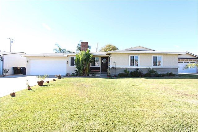 1st image of 9661 Greenwich Ln