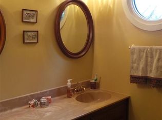 56282 Primrose Cir, Elkhart, IN 46516