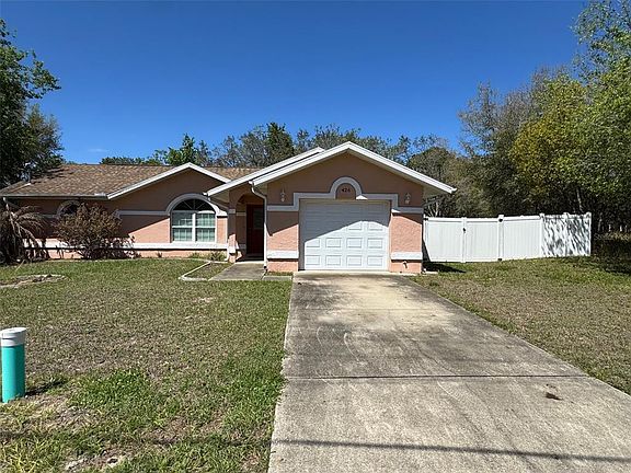 2nd image of 426 Spring Ln