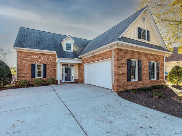 12355 Villas Dr, Chester, VA 23836