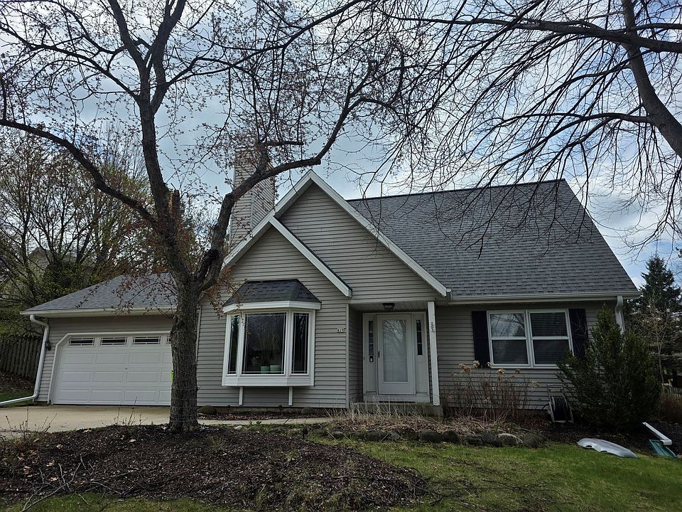 1st image of 421 Lindenwood Dr