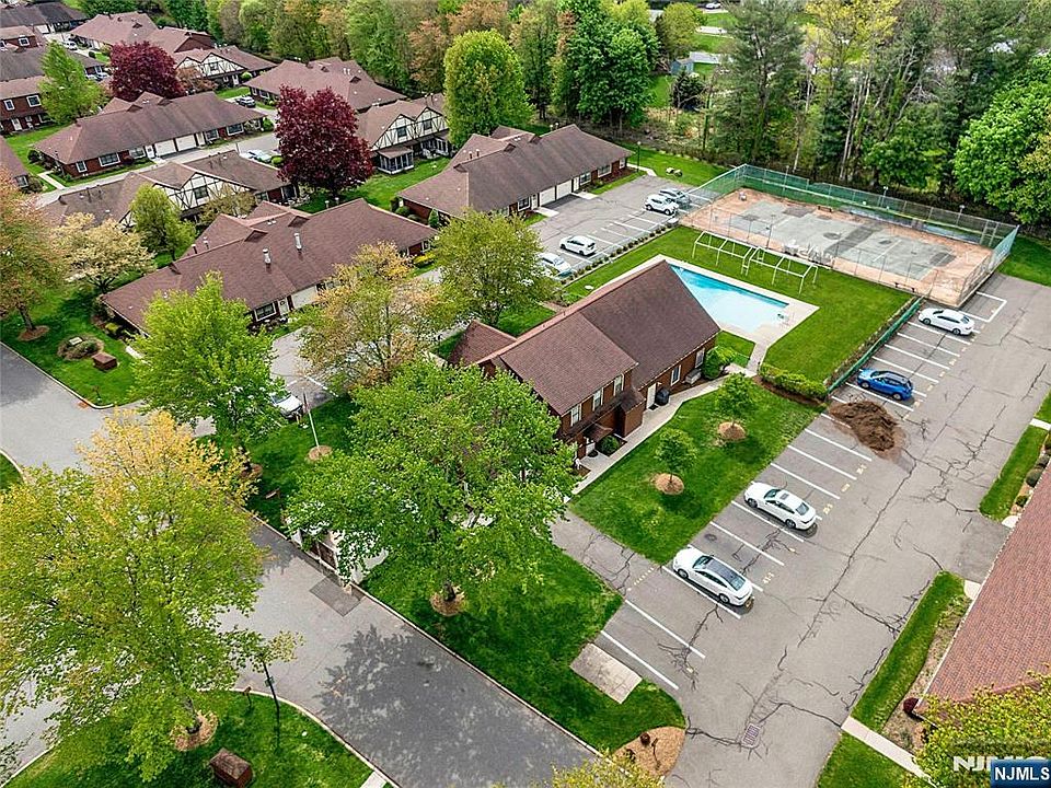 1st image of 22-1 Tamaron Dr