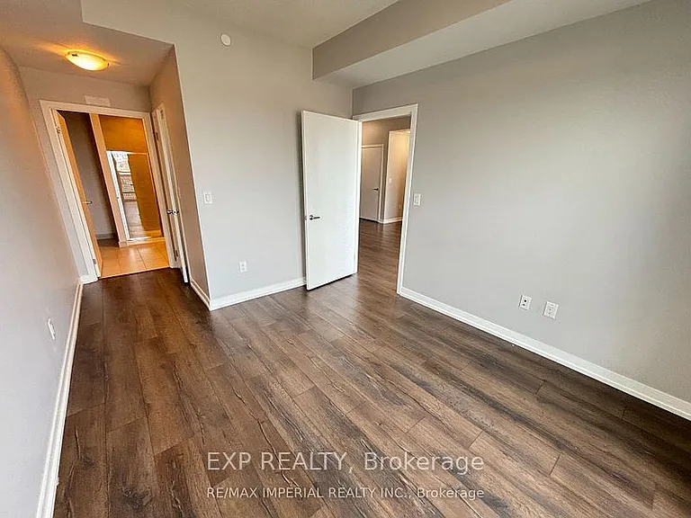2520 Eglinton Ave W #1212 — Photo 7