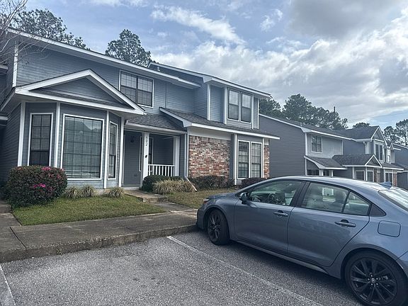 3rd image of 5900 Grelot Rd APT 502