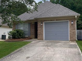 262 Forest Lakes Dr, Sterrett, AL 35147
