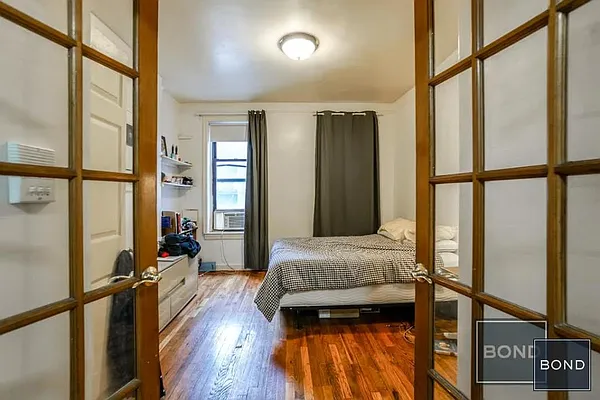 Rented by Bond New York | media 20