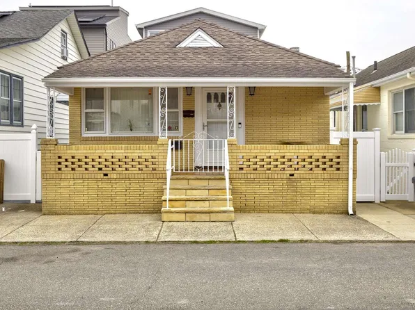 34 Virginia Avenue, Long Beach, NY 11561