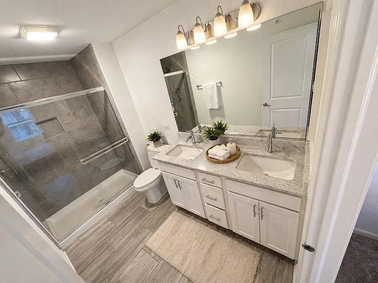 6347 Capulina Ave — Photo 9