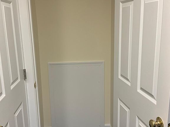 4th image of 246 Arcadia Shores Cir