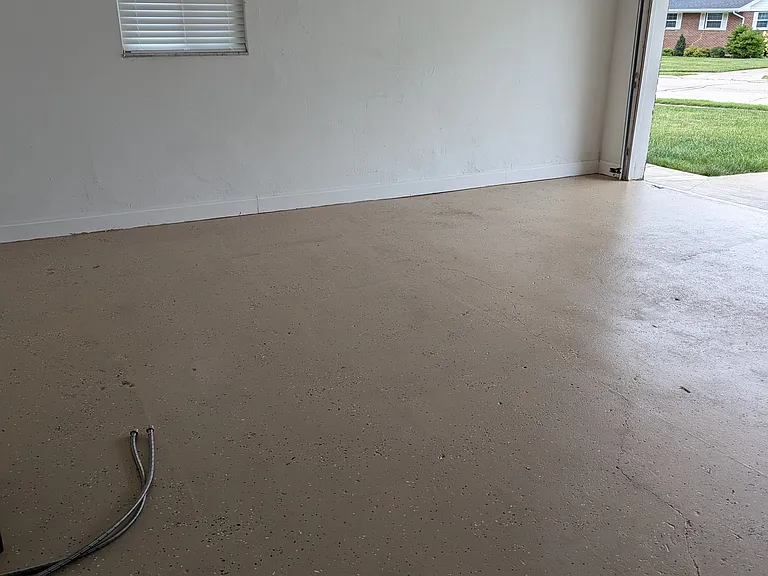 623 Crestview Dr — Photo 10