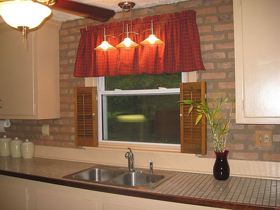 Kitchen w/Exposed Brick