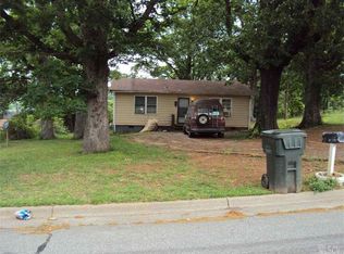 354 7th Ave SW, Hickory, NC 28602