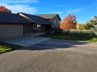 5447 Blue Sky Ln, Florence, MT 59833