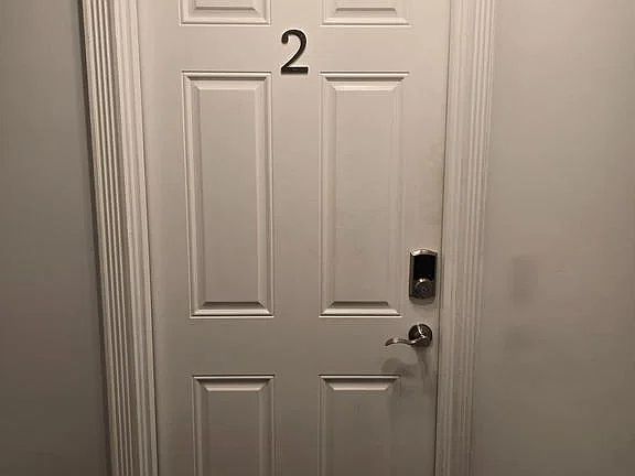 2nd image of 217 Green Ln Floor 2