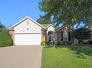 3420 S Victoria Dr, Blue Springs, MO 64015