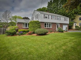 102 Norwich Cir, Medford, MA 02155