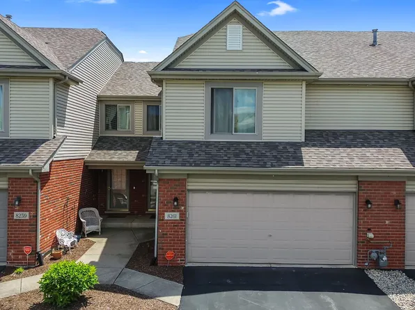 8261 Pecan Pl, Frankfort, IL 60423