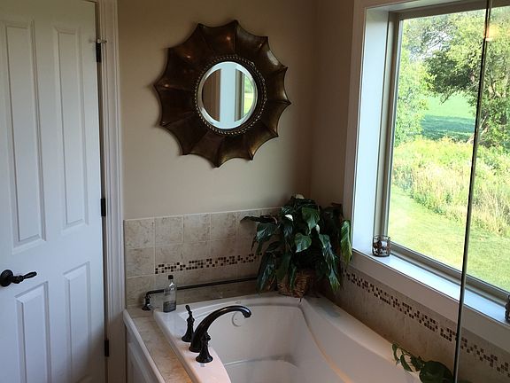 3rd image of 12876 Hawks Ln