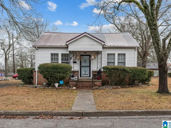 1302 Chandler St, Gadsden, AL 35903